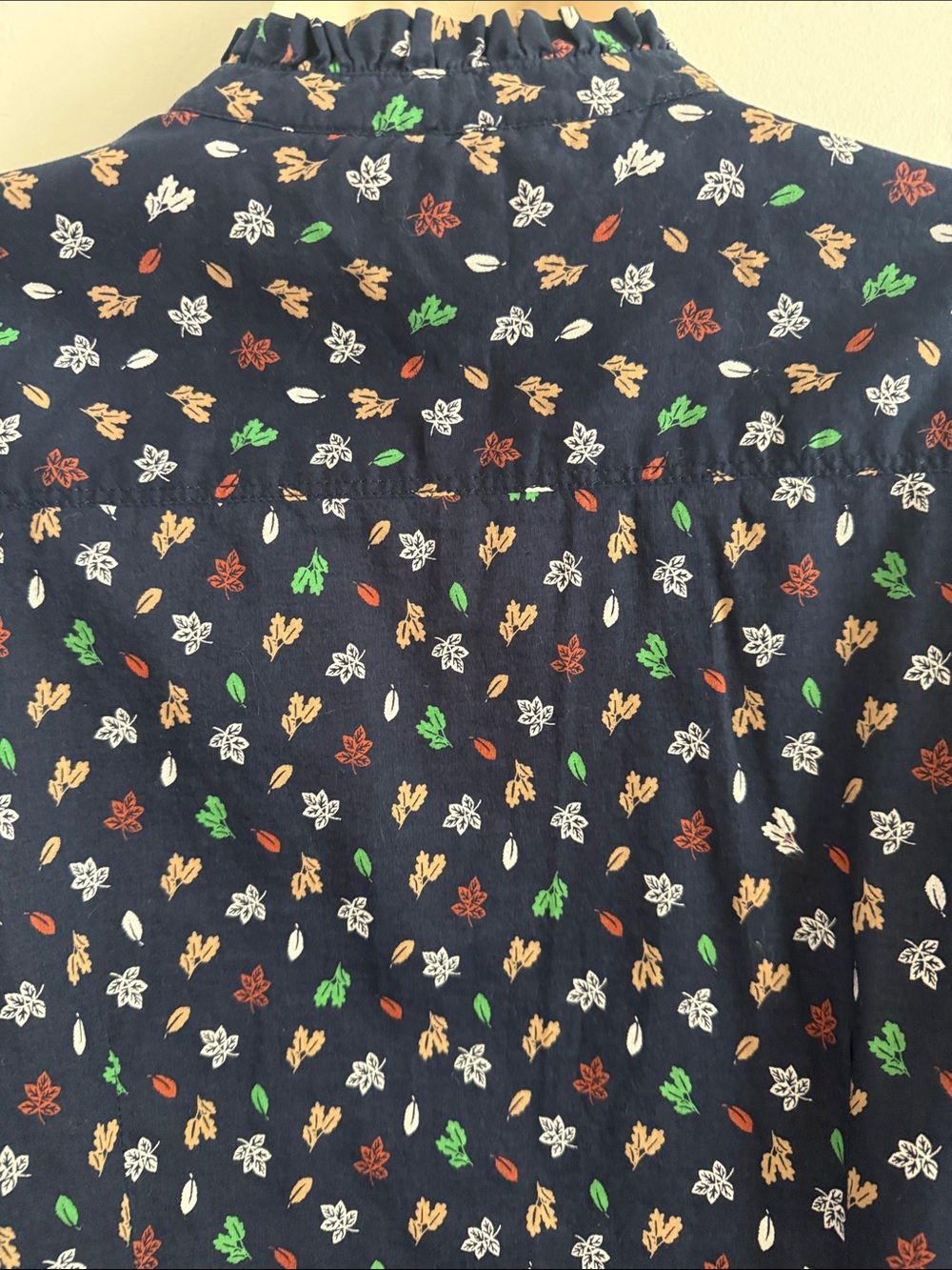 Tommy Hilfiger Navy Autumn Fall Floral Ruffle-Trim Button Down Shirt - Picture 7 of 12